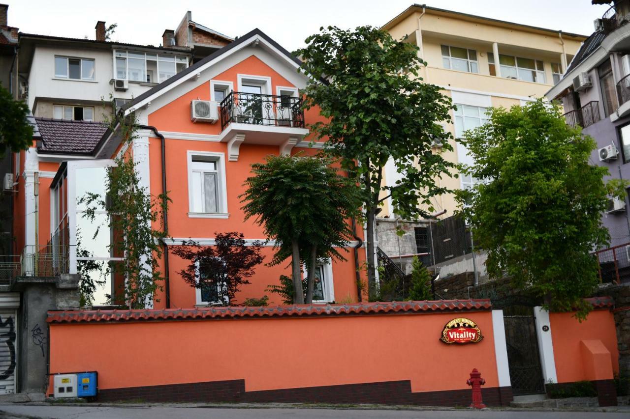 Vitality Guest House Veliko Turnovo Bagian luar foto